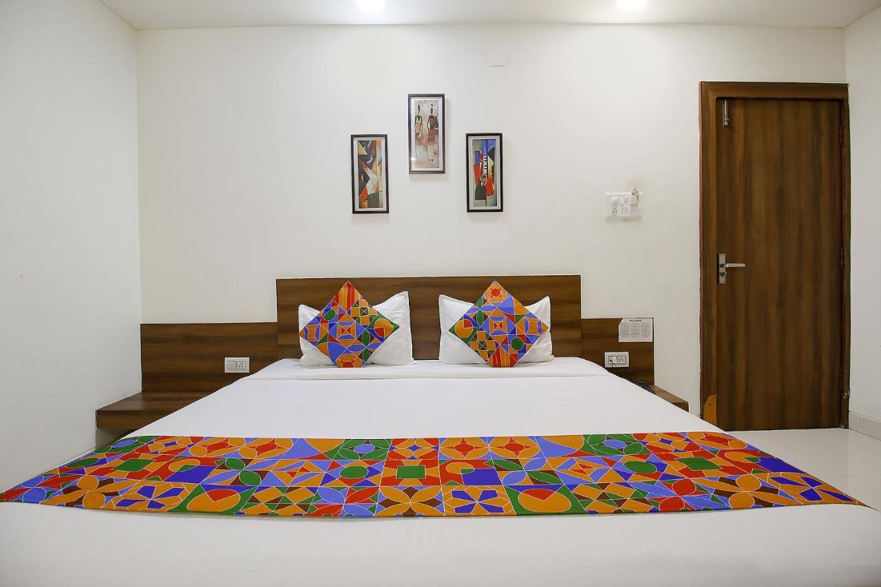 Fabexpress Comfort Stay I Samarda Kaliasot Exterior foto