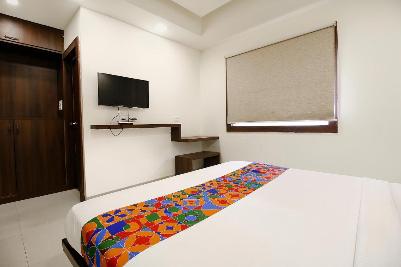 Fabexpress Comfort Stay I Samarda Kaliasot Exterior foto