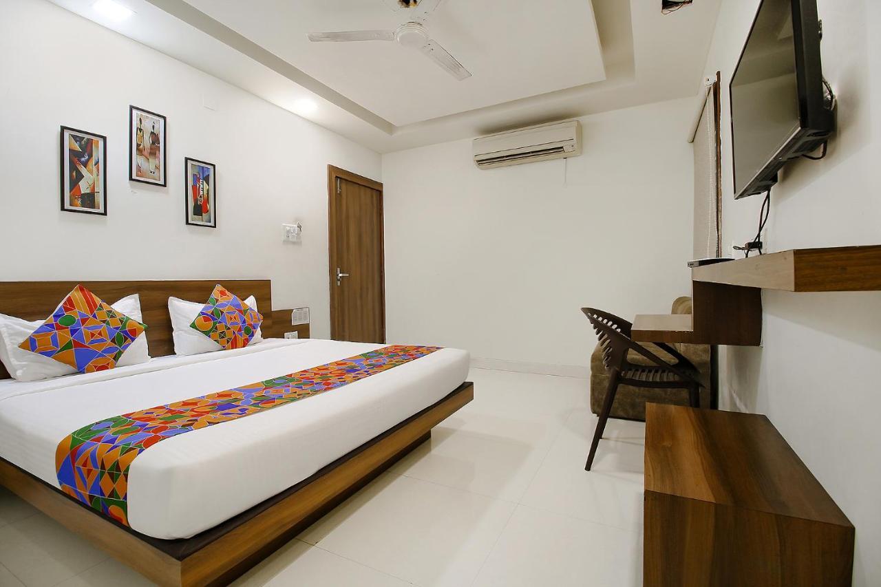Fabexpress Comfort Stay I Samarda Kaliasot Exterior foto