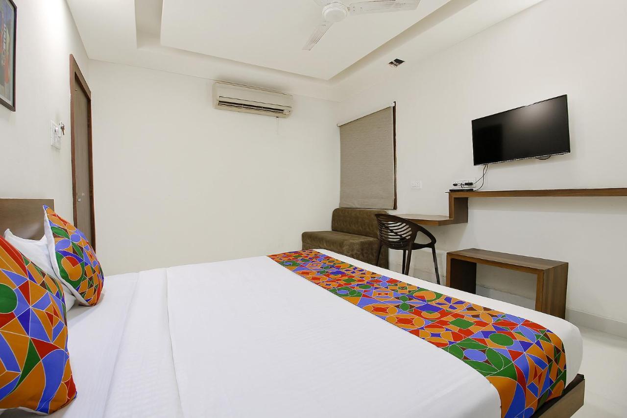 Fabexpress Comfort Stay I Samarda Kaliasot Exterior foto